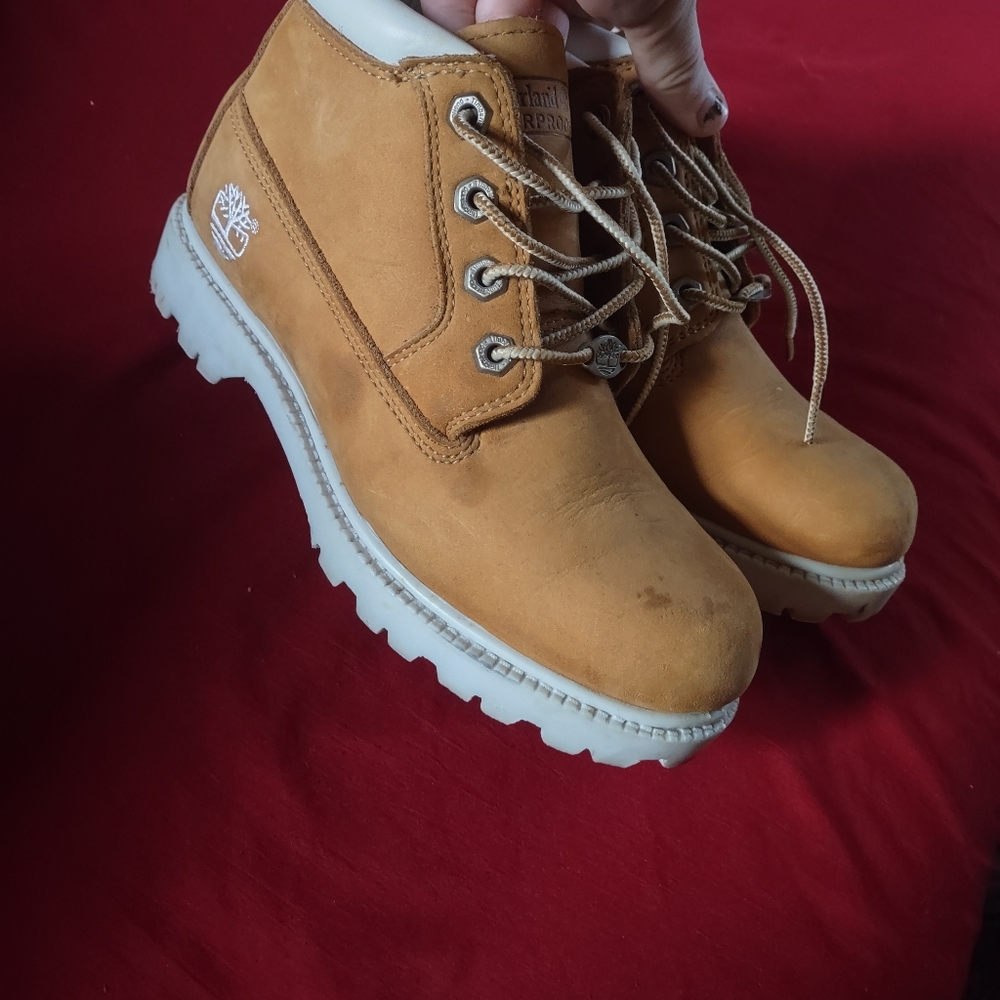 Timberland Boots 6M